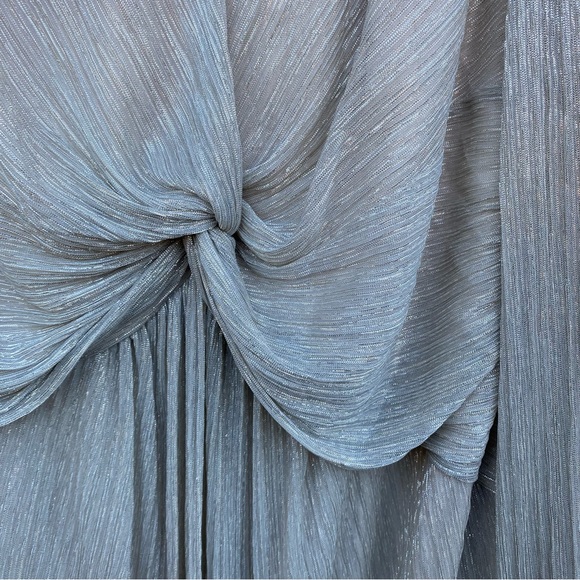 Adrianna Papell Twist Front Metallic Gown Size 22W - Picture 7 of 10